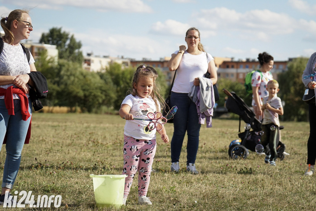 Zabawa z bańkami i kolorami na Rąbinie