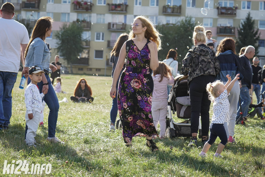 Zabawa z bańkami i kolorami na Rąbinie