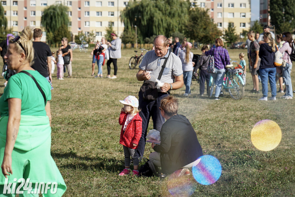 Zabawa z bańkami i kolorami na Rąbinie