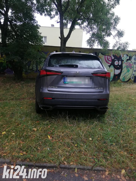 Inowrocławianie nadal źle parkują