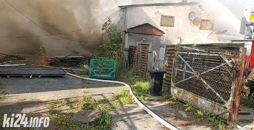 Wielki pożar magazynu w Gniewkowie