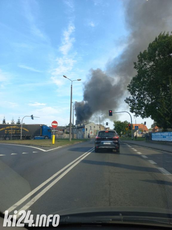 Wielki pożar magazynu w Gniewkowie