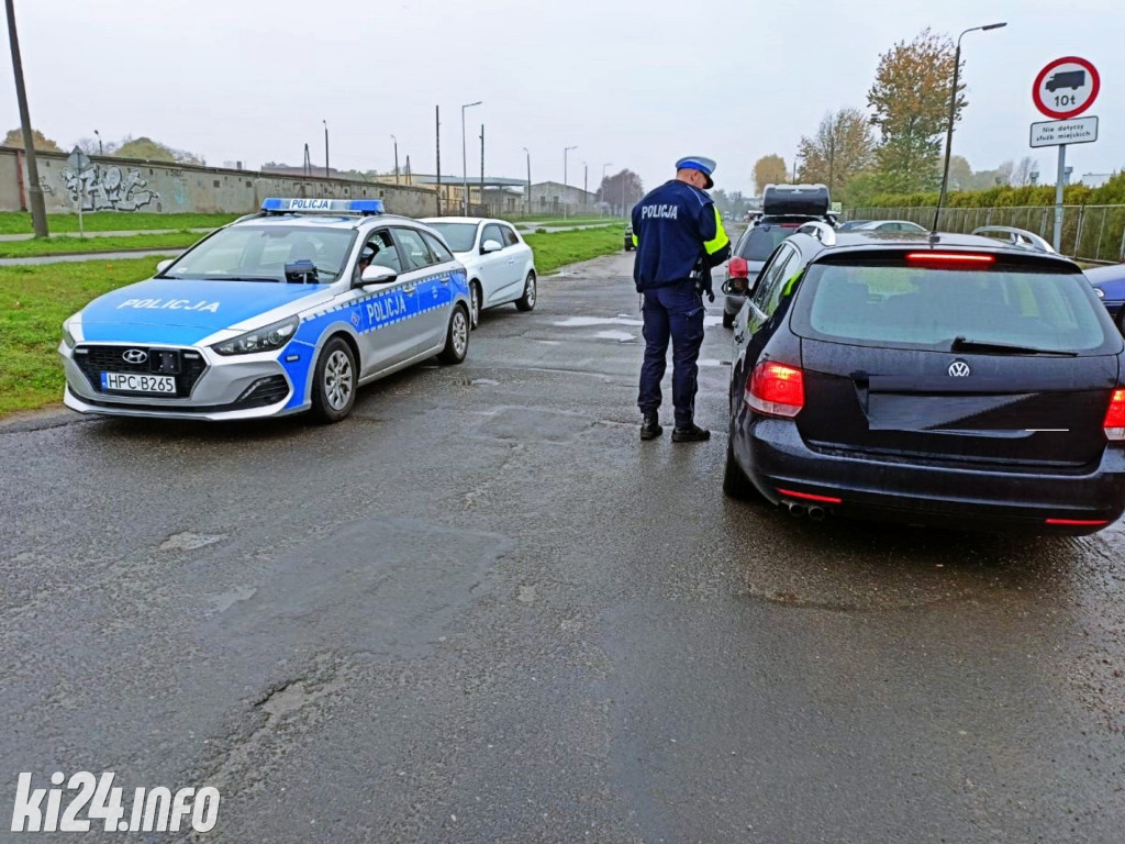 Drogówka sprawdzała samochody