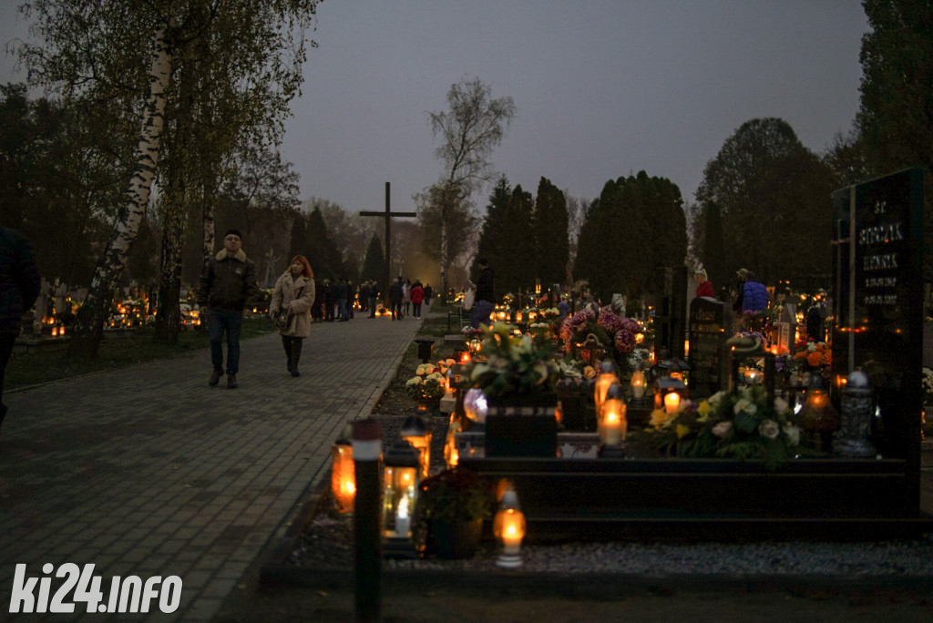 Inowrocławskie cmentarze wieczorem