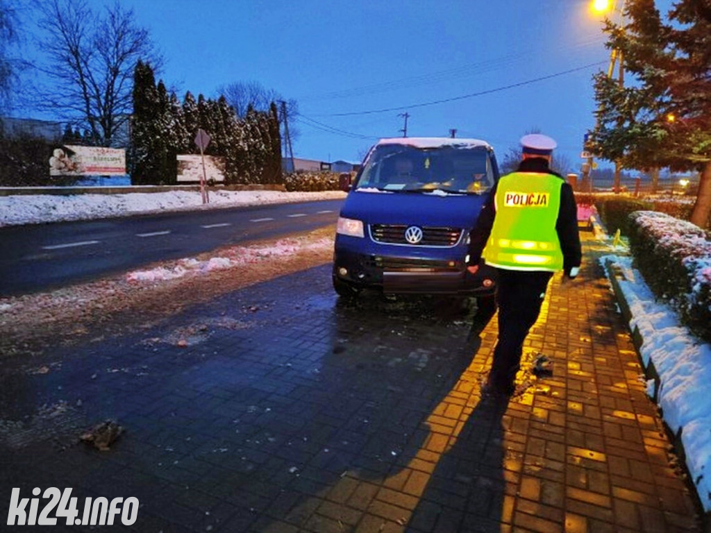 Drogówka zaglądała w światła. Co zobaczyła?