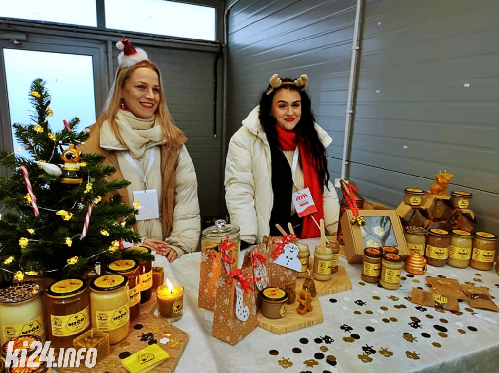 Jarmark świąteczny w Janikowie