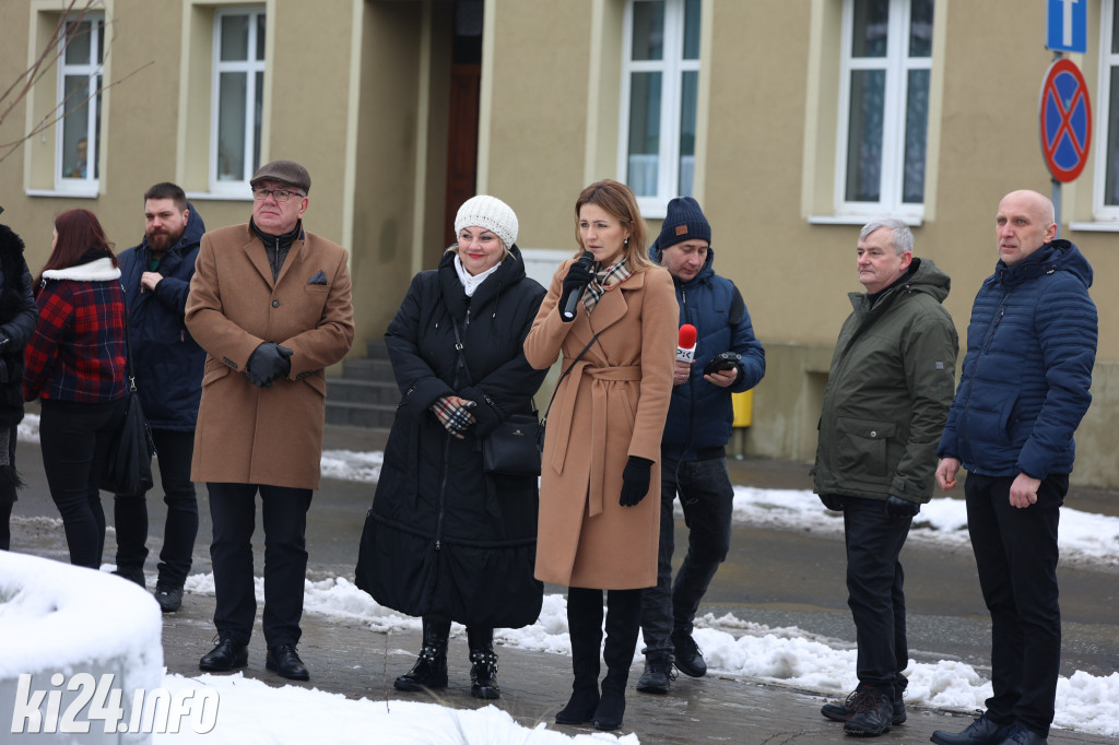 Odsłonięcie tablicy Gusa Edwardsa