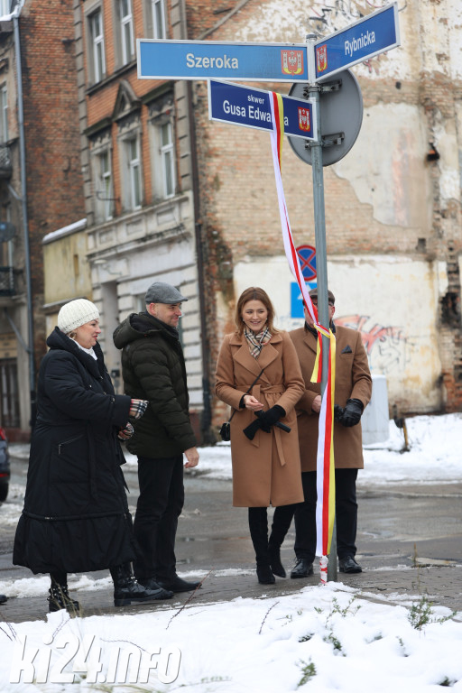 Odsłonięcie tablicy Gusa Edwardsa