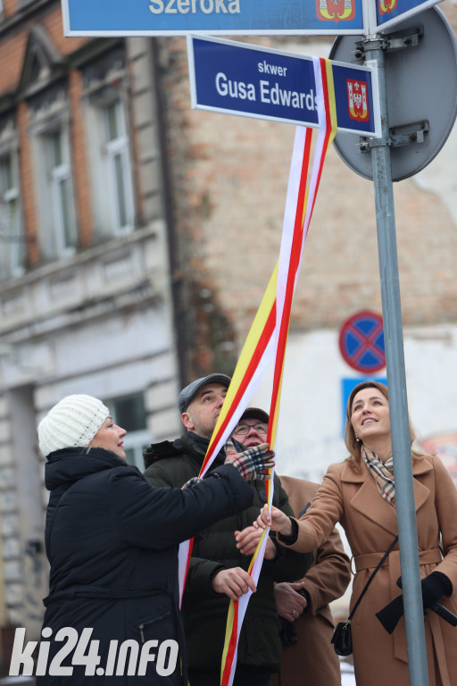 Odsłonięcie tablicy Gusa Edwardsa