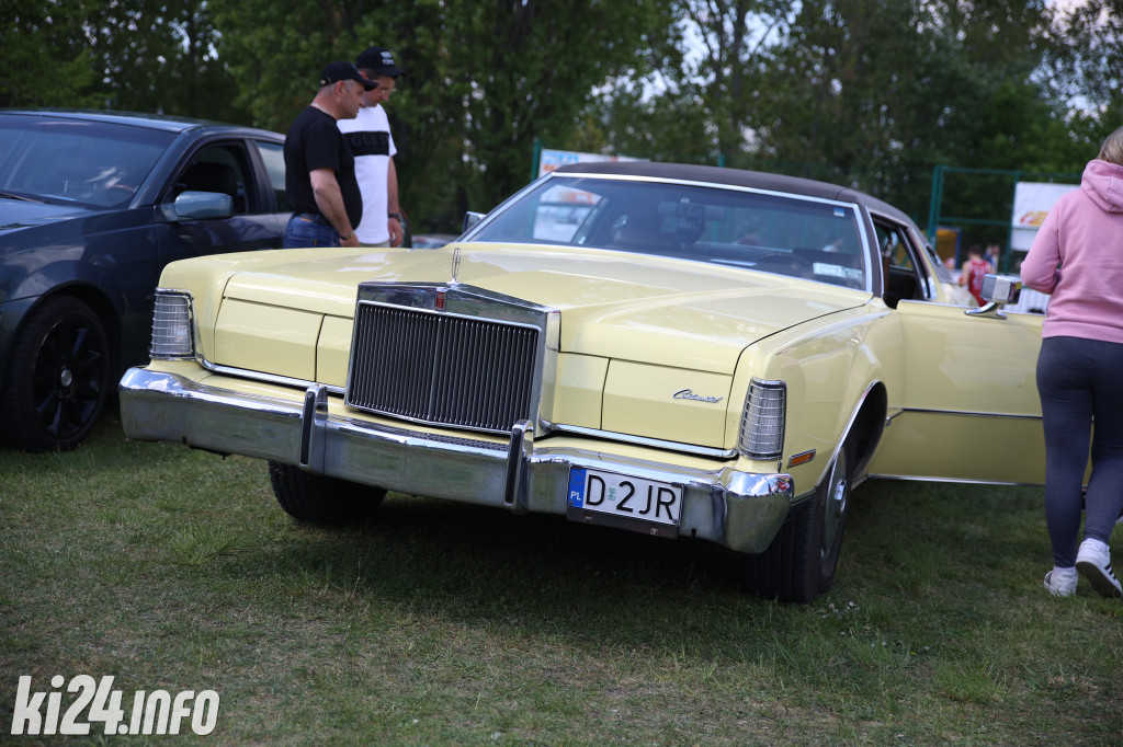 Zlot Cadillaków