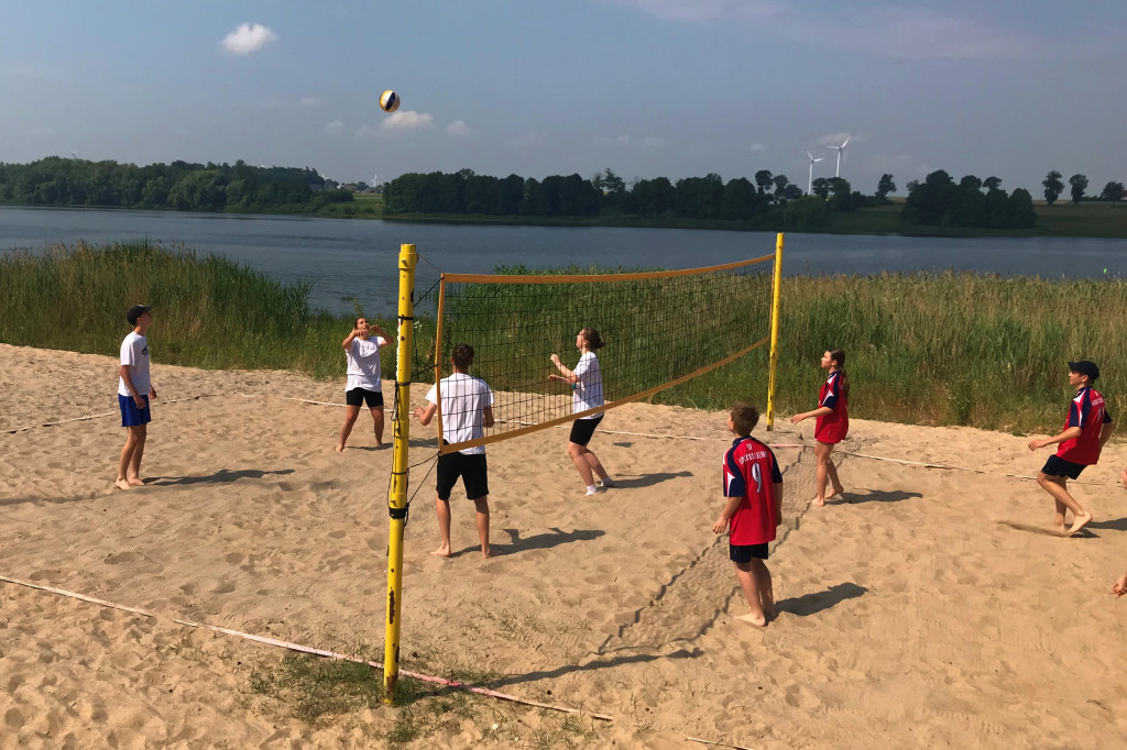 Turniej plażówki w Janikowie