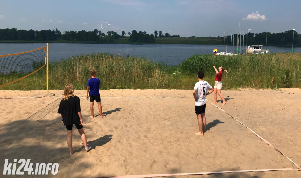 Turniej plażówki w Janikowie