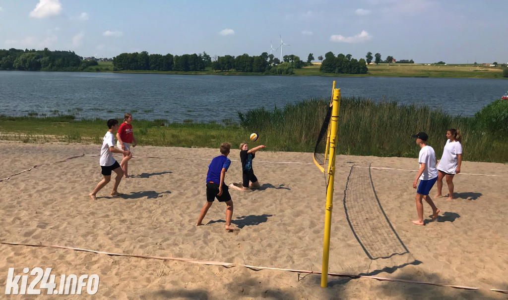Turniej plażówki w Janikowie