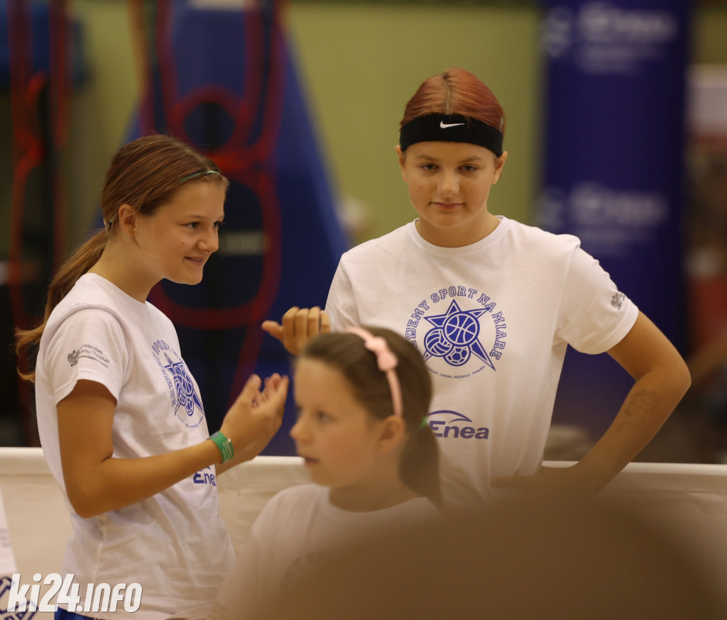 Trening z mistrzami sportu w hali