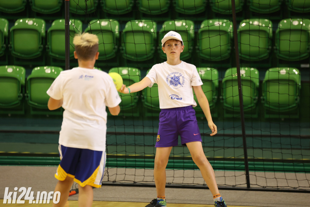 Trening z mistrzami sportu w hali