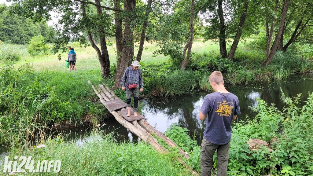 Przewiosłowali sto kilometrów