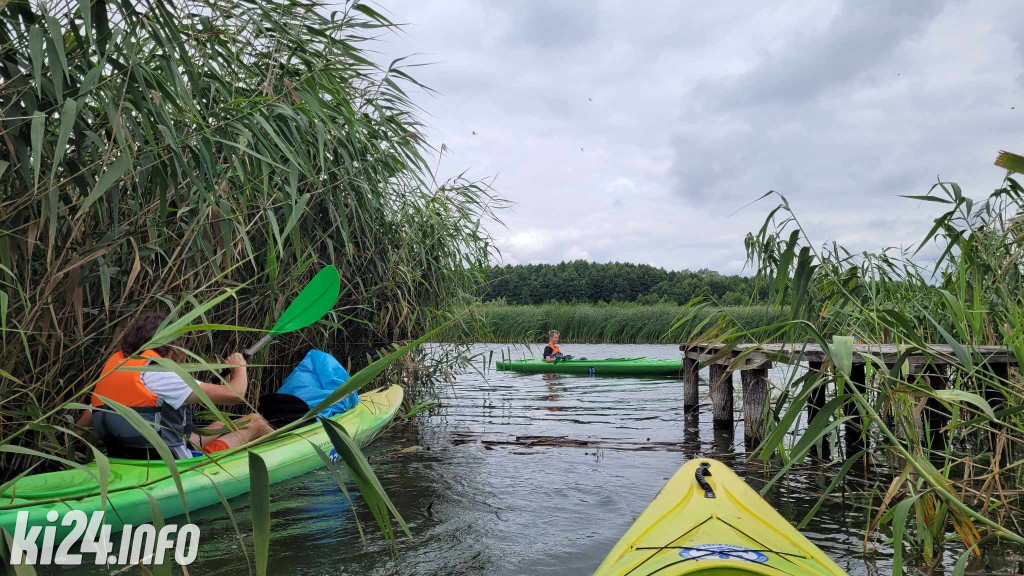 Przewiosłowali sto kilometrów