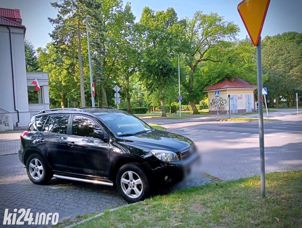 Nieprawidłowe parkowanie