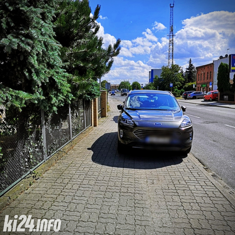 Nieprawidłowe parkowanie