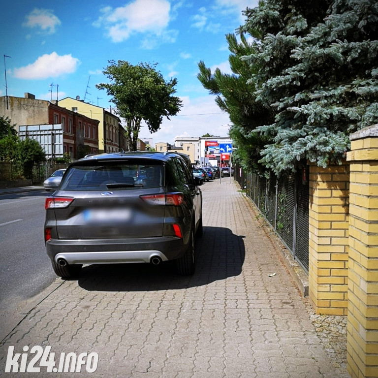 Nieprawidłowe parkowanie