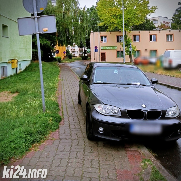 Nieprawidłowe parkowanie