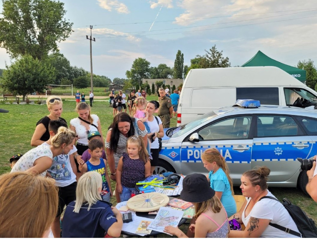 Pikniki rodzinne pod czujnym okiem inowrocławskich policjantów