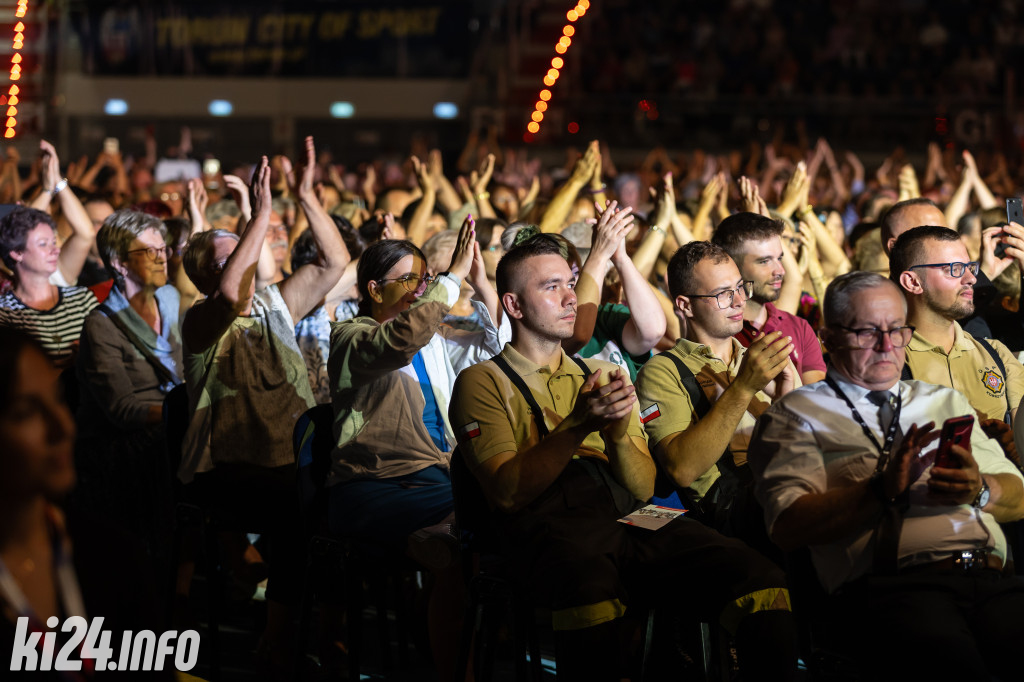 Strażacy otrzymali nowe wozy. Wśród nich znaleźli się druhowie z Gniewkowa [FOTO]