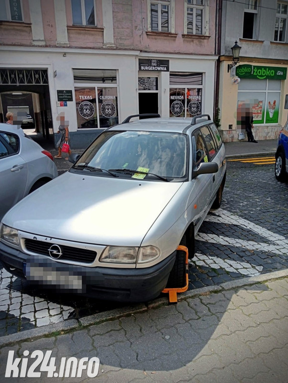 Parkowanie po inowrocławsku - sierpień 2023