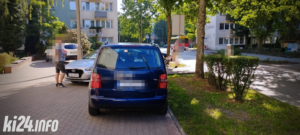 Parkowanie po inowrocławsku - sierpień 2023