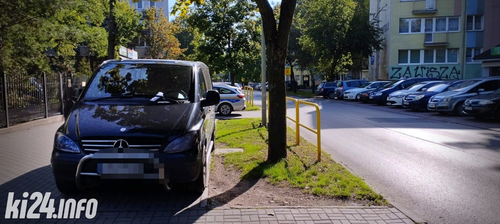 Parkowanie po inowrocławsku - sierpień 2023