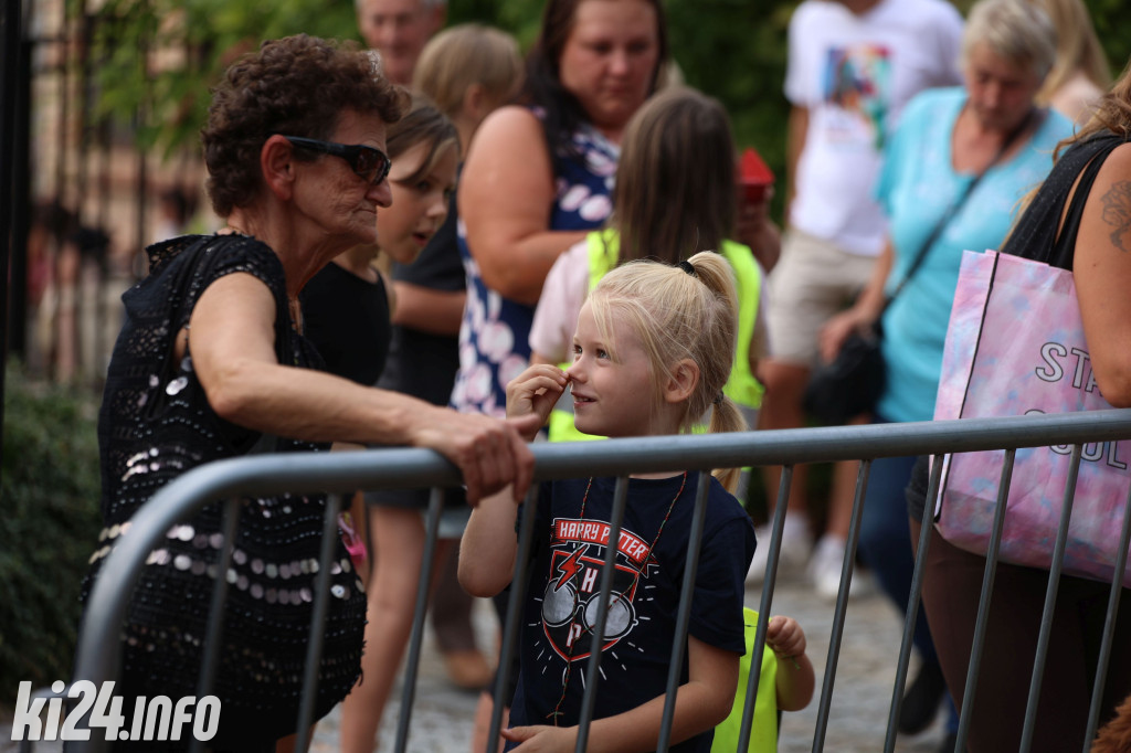 Dzisiaj w Inowrocławiu świętuje Uśmiechnięta Madonna