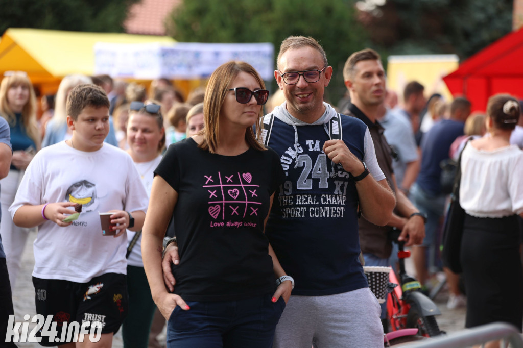 Dzisiaj w Inowrocławiu świętuje Uśmiechnięta Madonna