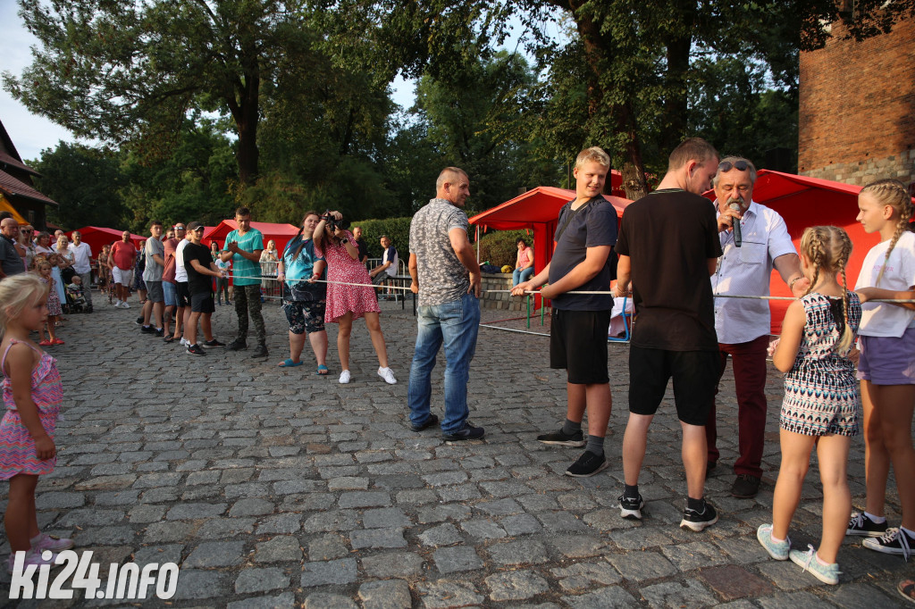 Dzisiaj w Inowrocławiu świętuje Uśmiechnięta Madonna
