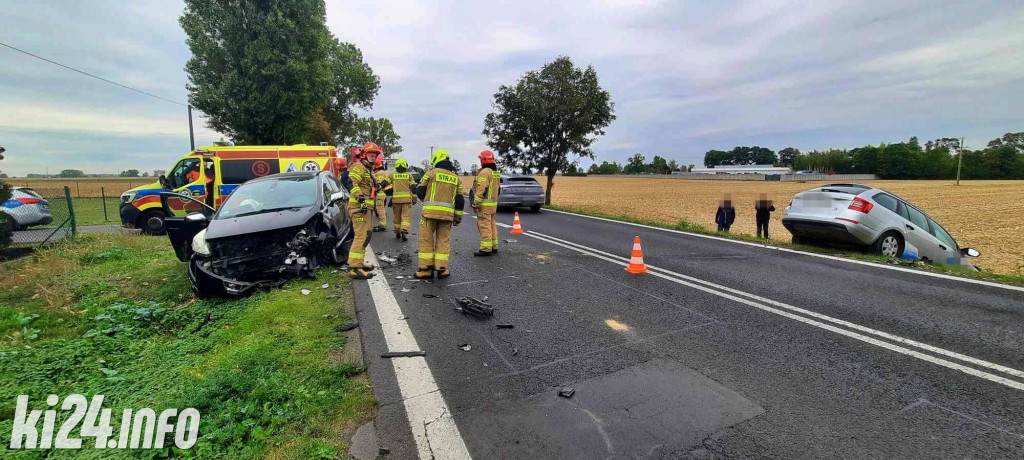 Wypadek na DW251 w Kościelcu