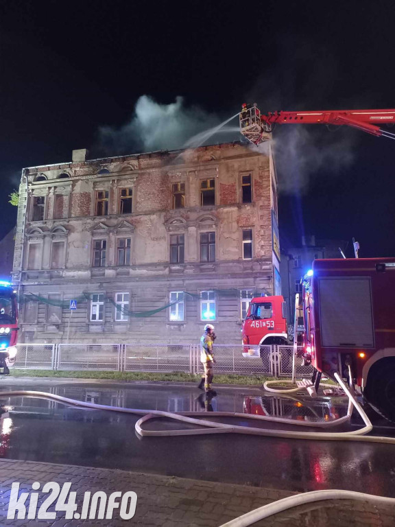 Pożar kamienicy w centrum Inowrocławia