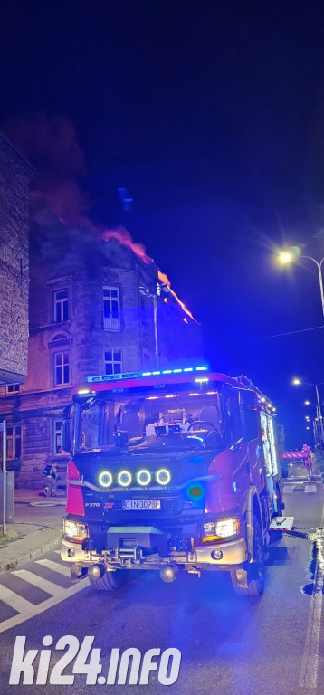 Pożar kamienicy w centrum Inowrocławia