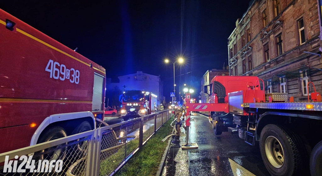 Pożar kamienicy w centrum Inowrocławia