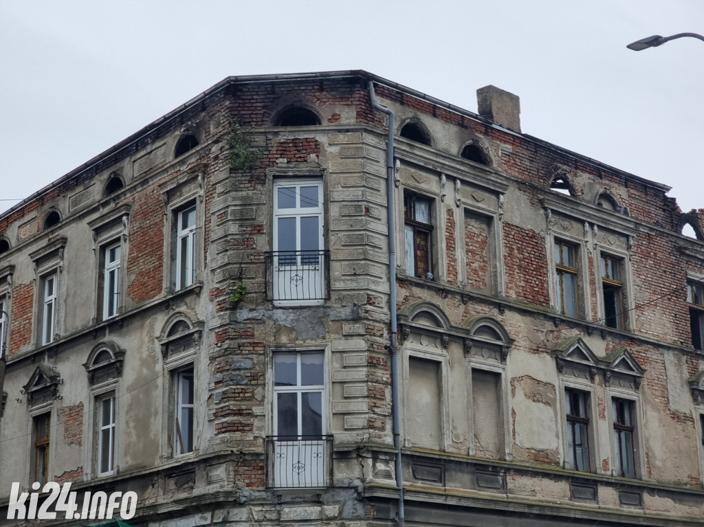 Pożar kamienicy w centrum Inowrocławia