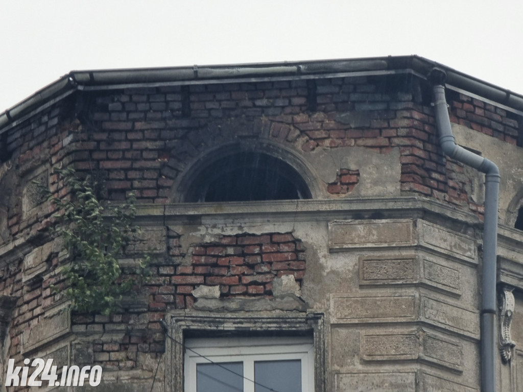 Pożar kamienicy w centrum Inowrocławia