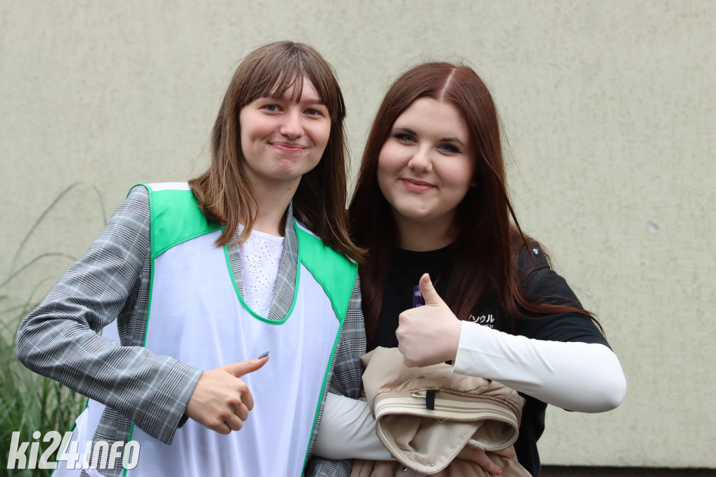  Młodzi rzemieślnicy pełnoprawnymi uczniami. W ruch poszła szabla [ZDJĘCIA]
