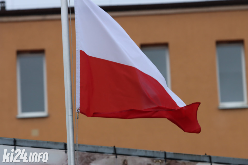  Młodzi rzemieślnicy pełnoprawnymi uczniami. W ruch poszła szabla [ZDJĘCIA]