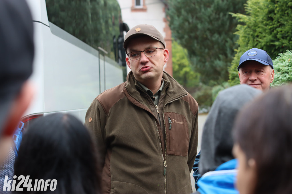 Uczniowie z Inowrocławia odwiedzili miradzkie lasy [ZDJĘCIA]