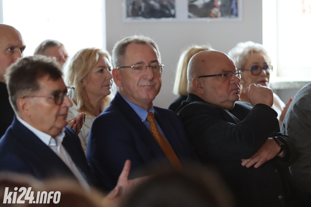 W inowrocławskiej Szkole Rzemiosła odbyły się obchody Święta Niepodległości [FOTO]