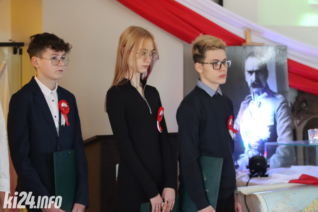 W inowrocławskiej Szkole Rzemiosła odbyły się obchody Święta Niepodległości [FOTO]