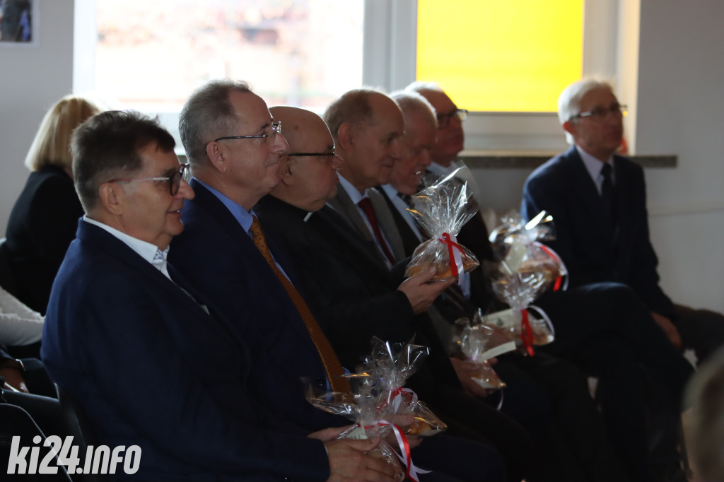 W inowrocławskiej Szkole Rzemiosła odbyły się obchody Święta Niepodległości [FOTO]