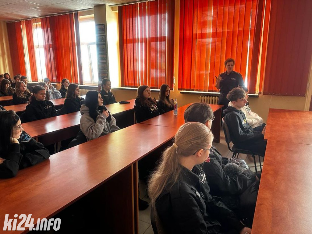 O dopalaczach z młodzieżą w „Chemiku”