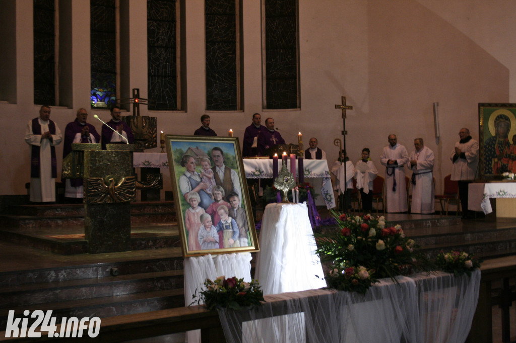 Relikwie błogosławionej rodziny Ulmów przyjechały do Inowrocławia