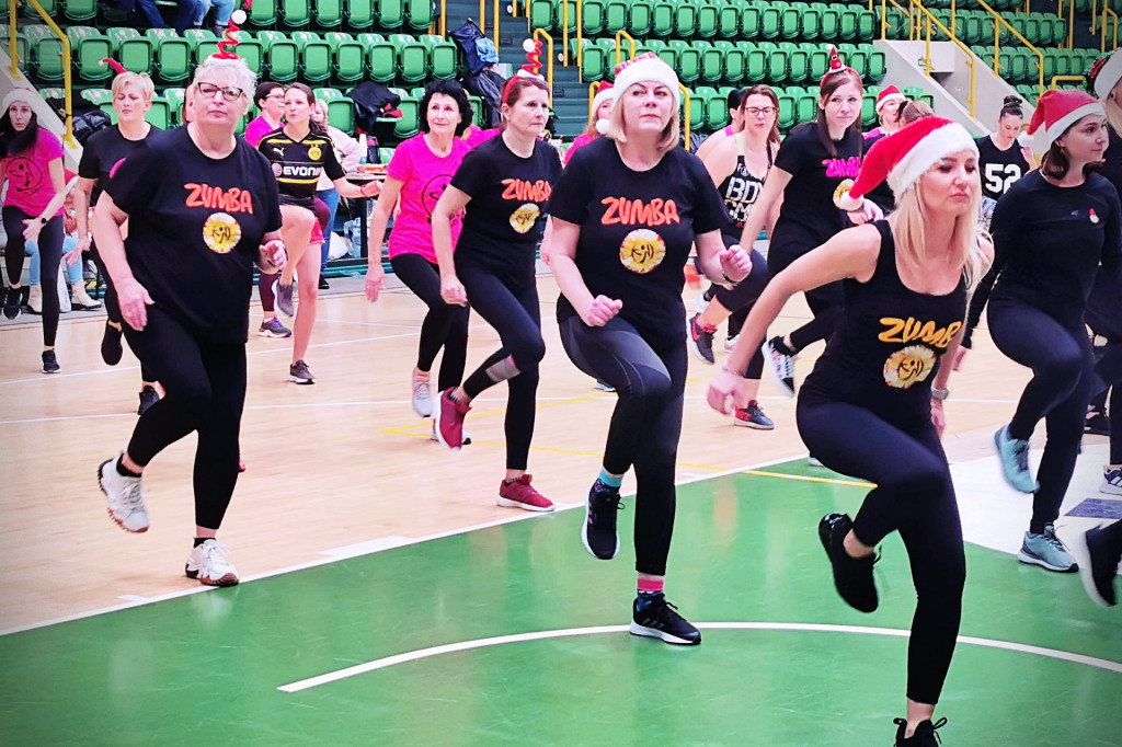 III Charytatywny Mikołajkowy Maraton Zumby i Fitnessu