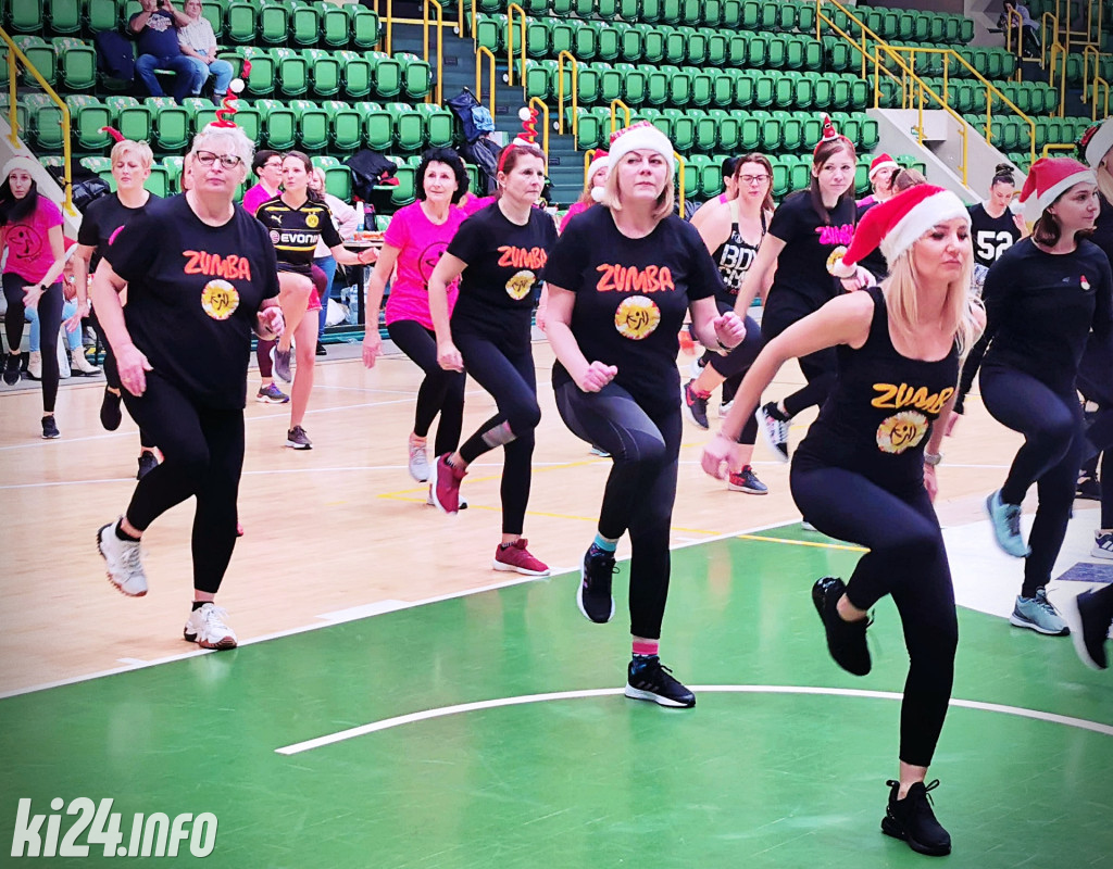 III Charytatywny Mikołajkowy Maraton Zumby i Fitnessu