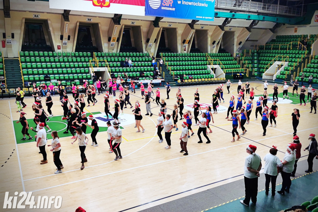 III Charytatywny Mikołajkowy Maraton Zumby i Fitnessu